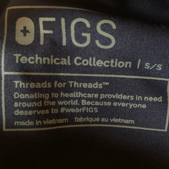 FIGS Men's Navy Cairo Short Cargo Scrub Pants - Picture 3 of 6